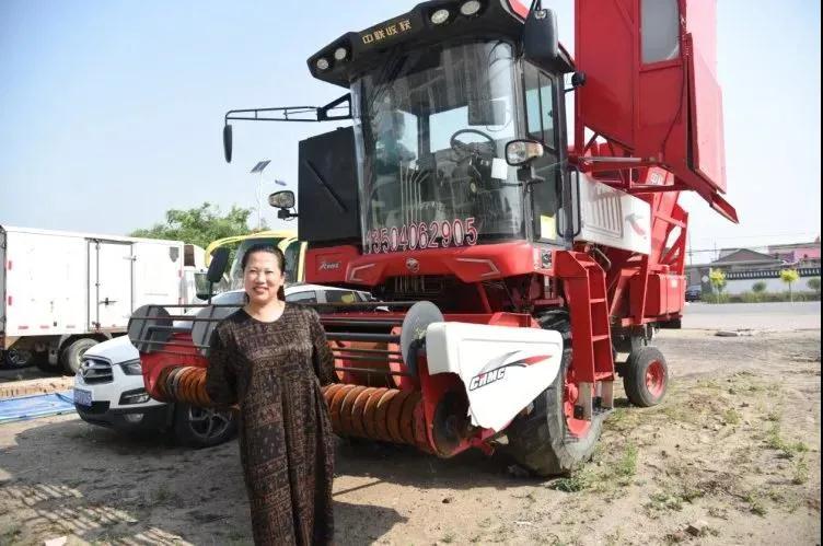 鄭麗艷:從未見過像中聯(lián)收獲花生機這么“容易”的賺錢工具 工具1.jpg