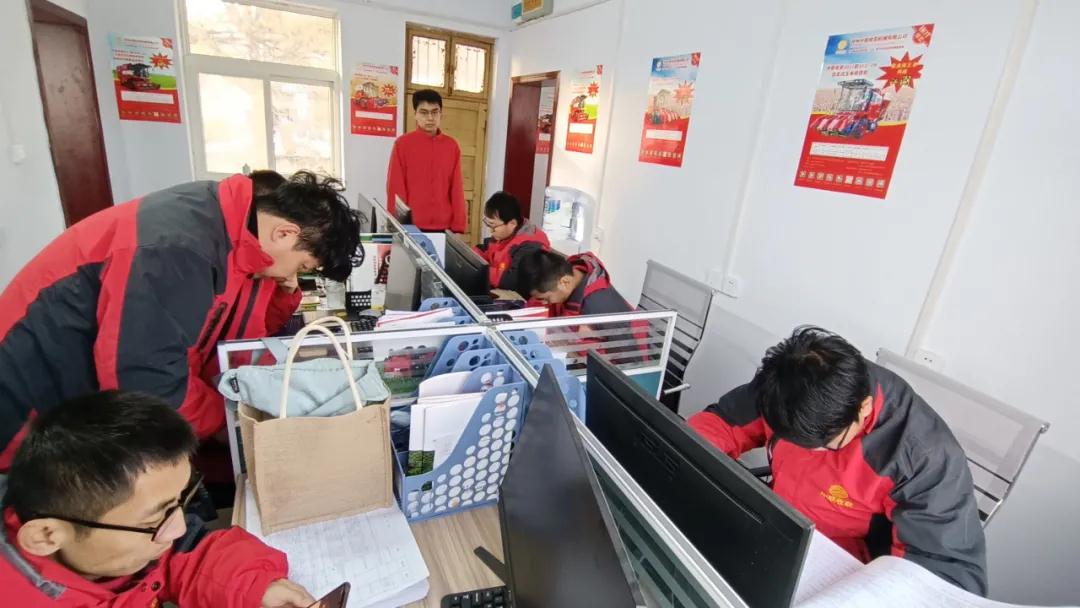 鄭州中聯(lián)電子商務部部長吉平:服務是第二競爭力 吉平2.jpg