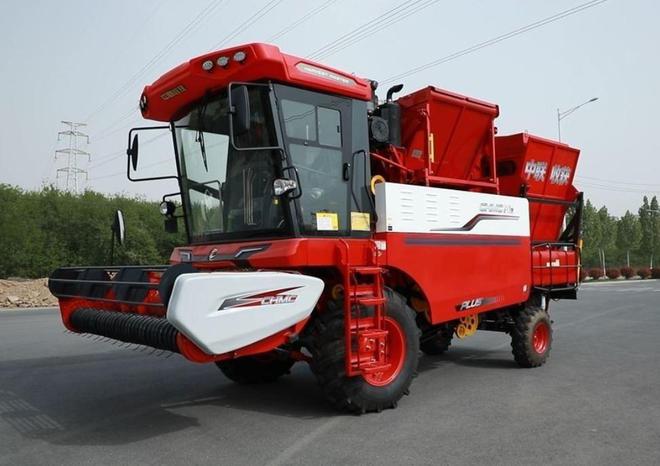 人生中
臺農(nóng)機,王海濤選擇中聯(lián)收獲花生收獲機